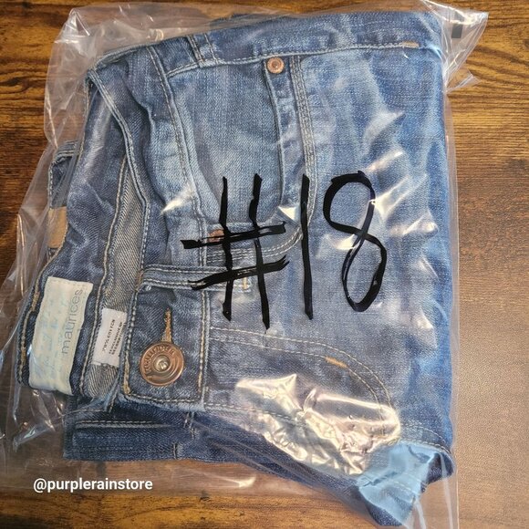 Vtg Maurices Capri Jeans Sz 4 Medium Light Wash Cotton Denim Country - Picture 11 of 12